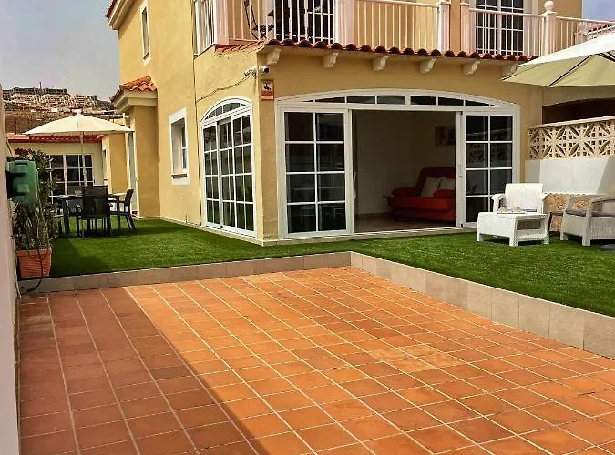 Katerina Caleta De Fuste